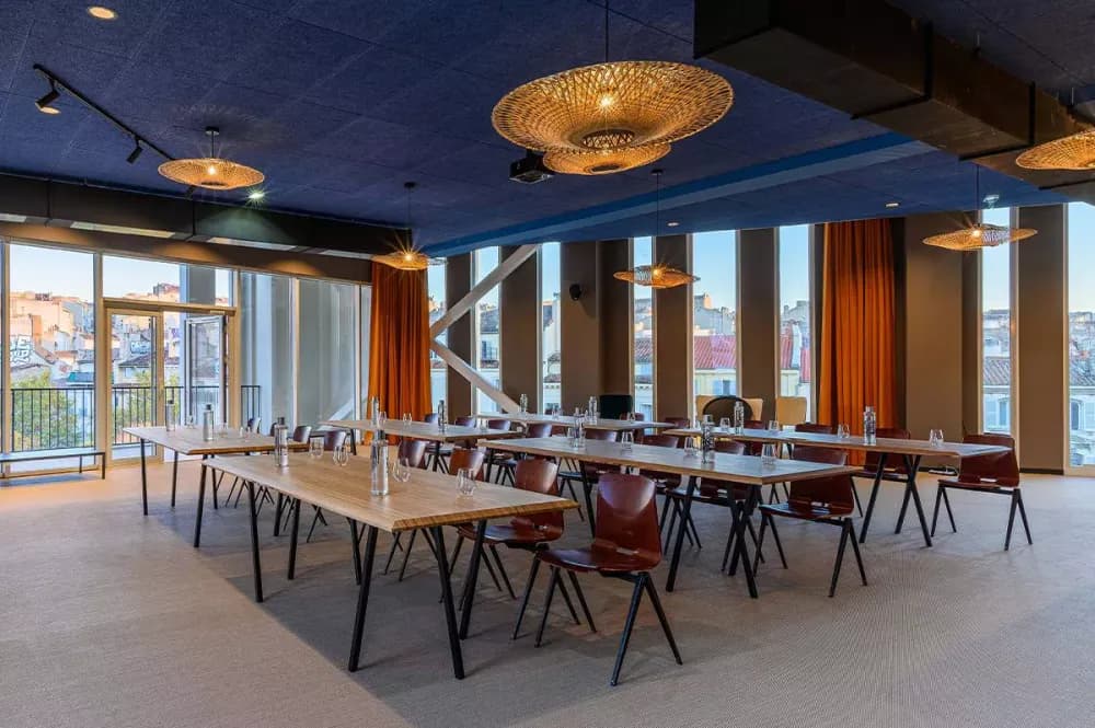 Salle du 3 — espace de réception privatisable au cœur de la Canebière, Marseille